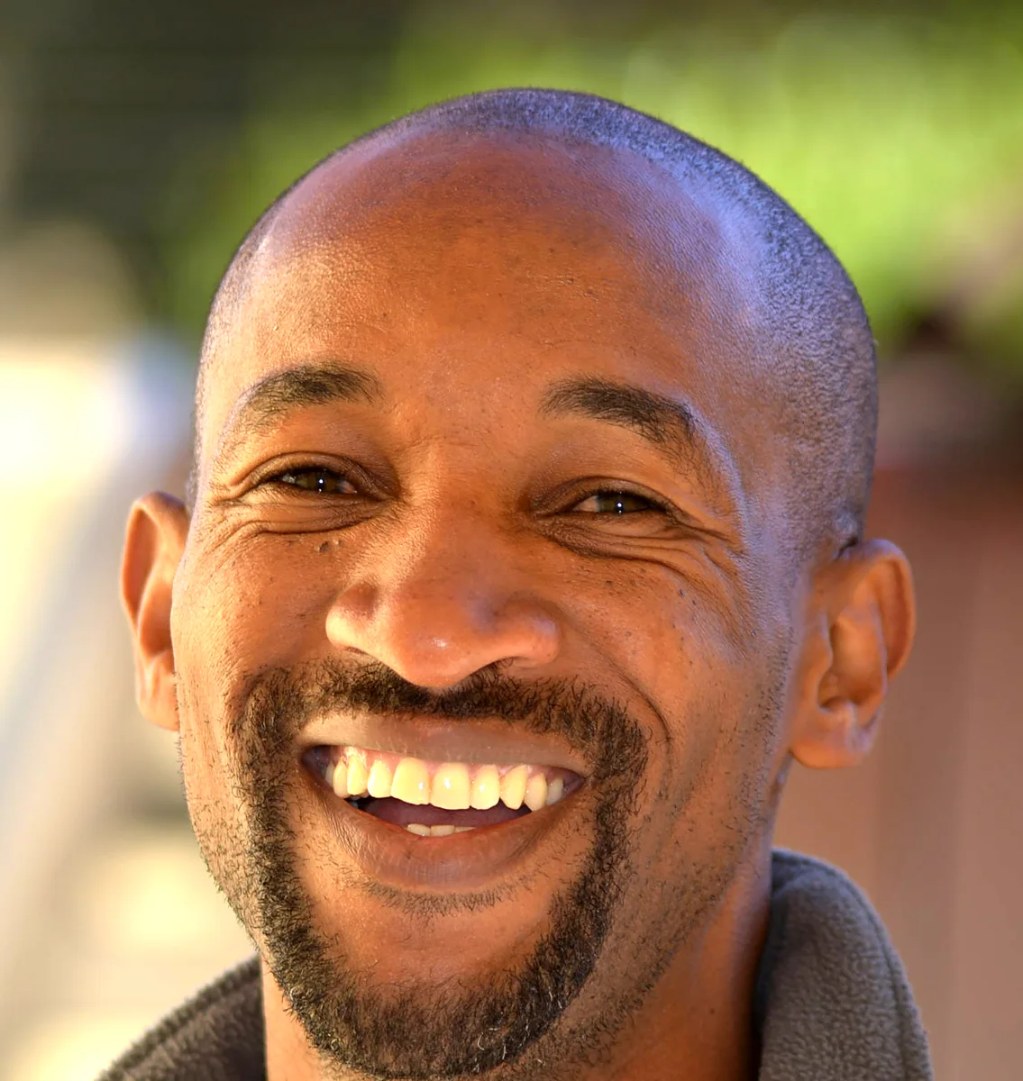Retrato do artista zambiano Crawford Mandumbwa