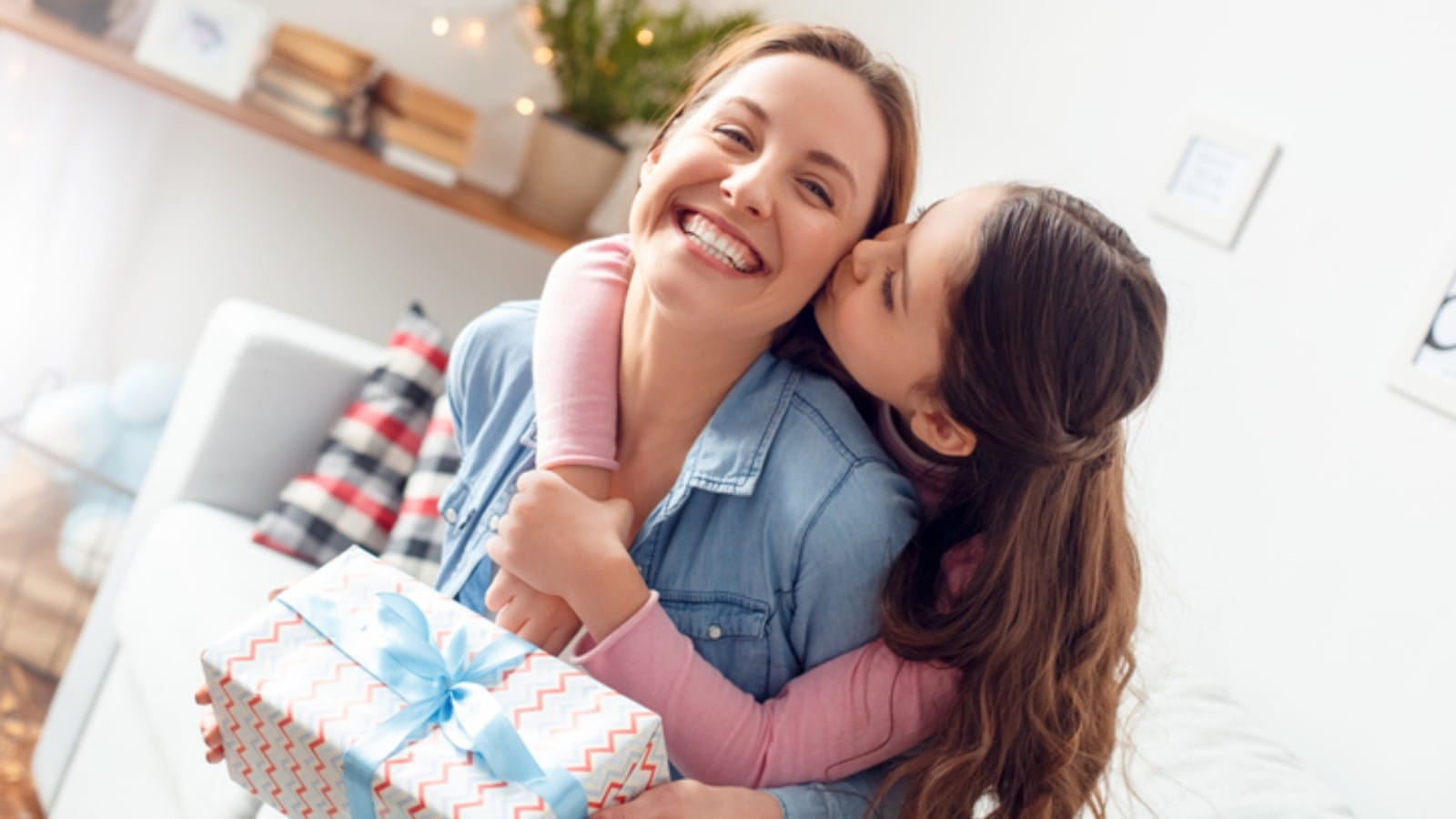 Dia das Mães: 5 dicas matadoras para produzir vídeos de marketing original 01a194147c86909681c7b95e3eb3a780 - Dia das Mães: 5 dicas matadoras para produzir vídeos de marketing